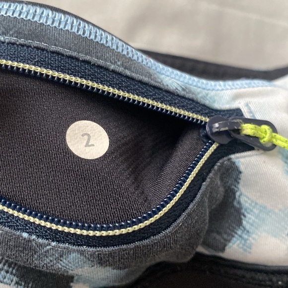 Black Lululemon Leggings - Picture 5 of 6